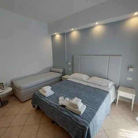 Hotel Caravel Park Rimini Exterior photo